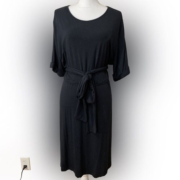 Kindred Bravely Maternity Nursing Dress 1X Black Short Sleeve Belted Pullover - Picture 1 of 8